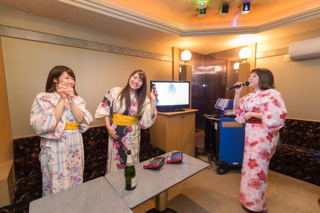 Готель Select Grand Kagayamanaka Екстер'єр фото